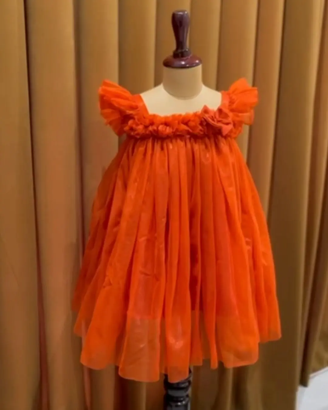 kids-clothing-kuwait-flowy-orange-tulle-dress