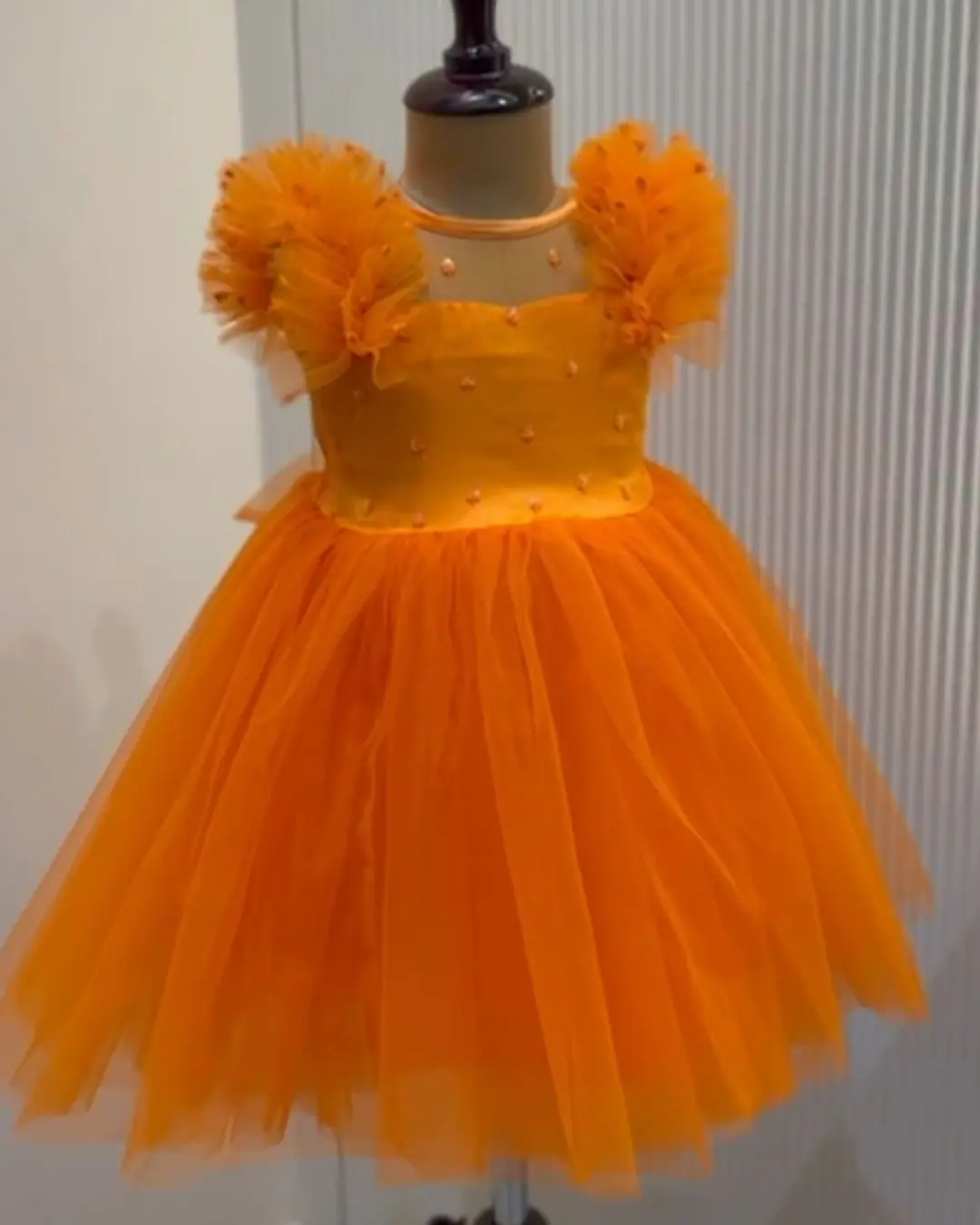 kids-clothing-kuwait-orange-tulle-dress-with-ruffled-sleevesss